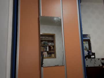 pricillahoinacki - Live now on Chaturbate