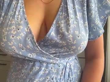 angelikabloomp - Live now on Chaturbate