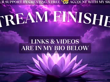 its_lily - Live now on Chaturbate