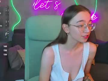 lucyy_green - Live now on Chaturbate