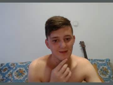 Cam for cute_boy_2022