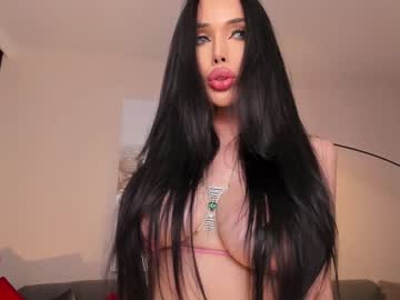 Cam for _dropdeadgorgeous_