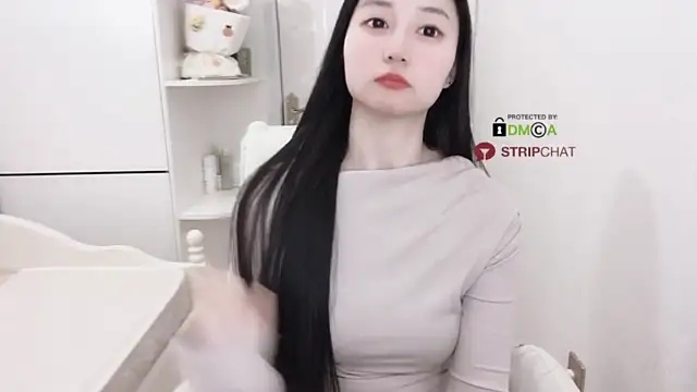 Stripchat sex cam Lan-Lan-n