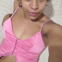 Julia_Pretinha - Live now on Stripchat