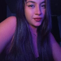 DAELAA - Live now on Stripchat