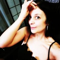 _Sweetlonglips_ - Live now on Stripchat