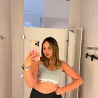 yourlilsecreet - Live now on Stripchat