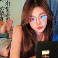 Candice-99 - Live now on Stripchat