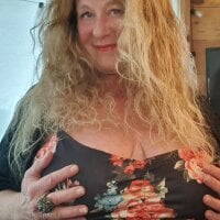 THESensualhorny - Live now on Stripchat