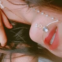 shuhana_ - Live now on Stripchat