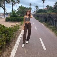 MollyXoXo - Live now on Stripchat