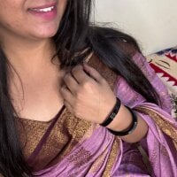 Pretty_girll09 - Live now on Stripchat