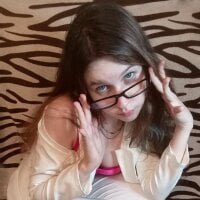 ElizSpieth - Live now on Stripchat