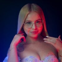 emily_queen2 - Live now on Stripchat