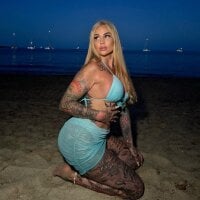CoraDiamond - Live now on Stripchat