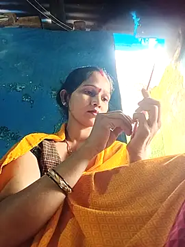 Jooli_xx - Live now on Stripchat