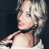 TrophyMilf - Live now on Stripchat