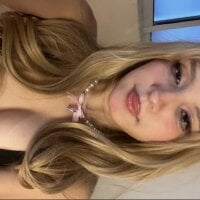 SweetBunnyGF - Live now on Stripchat