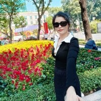 lyna_bl - Live now on Stripchat