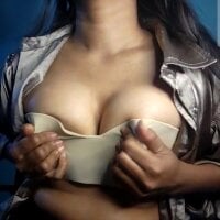 Only_hunny - Live now on Stripchat