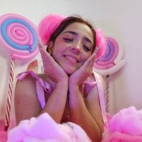summi10 - Live now on Stripchat