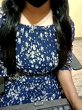 Madhu_Reddy09 - Live now on Stripchat
