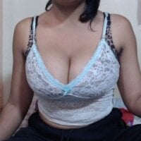 Anialovie - Live now on Stripchat