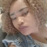 lolo_queen11 - Live now on Stripchat