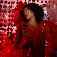 charis_hill - Live now on Stripchat