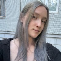 EmilyMood - Live now on Stripchat