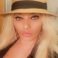 ADELE30 - Live now on Stripchat