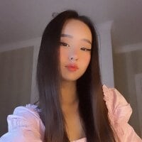 Ji_yen - Live now on Stripchat