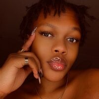 Boneca25 - Live now on Stripchat