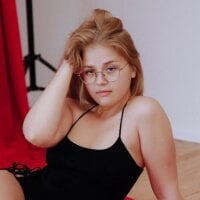 LynBardon - Live now on Stripchat