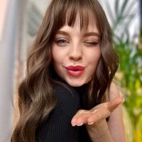 LilyFlamee - Live now on Stripchat