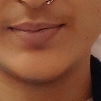 Vanee-23 - Live now on Stripchat