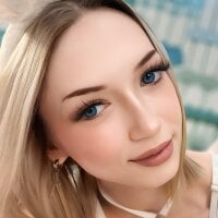 DaisyHearl - Live now on Stripchat