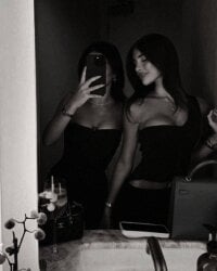 VenesuelaXq - Live now on Stripchat