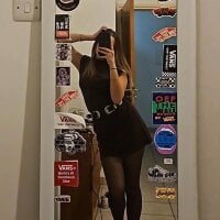 Melissaa09_- - Live now on Stripchat