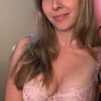 SuggestiveBehavior - Live now on Stripchat