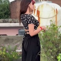 C-u-t-e-Sh-a-r-ma_Ji - Live now on Stripchat