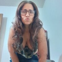 _candi - Live now on Stripchat