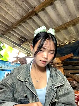 AdamLazis - Live now on Stripchat